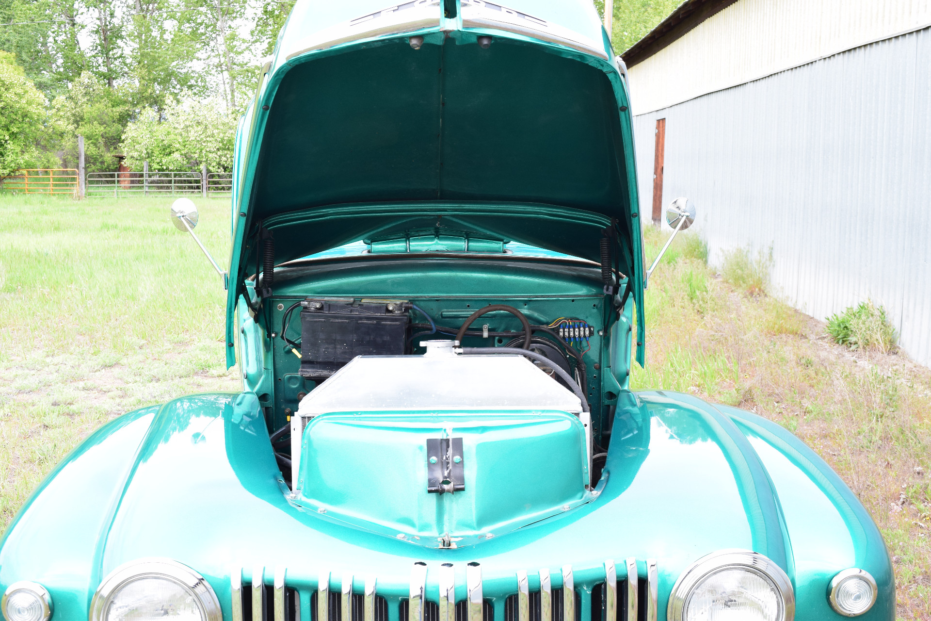 Vehicle image 16