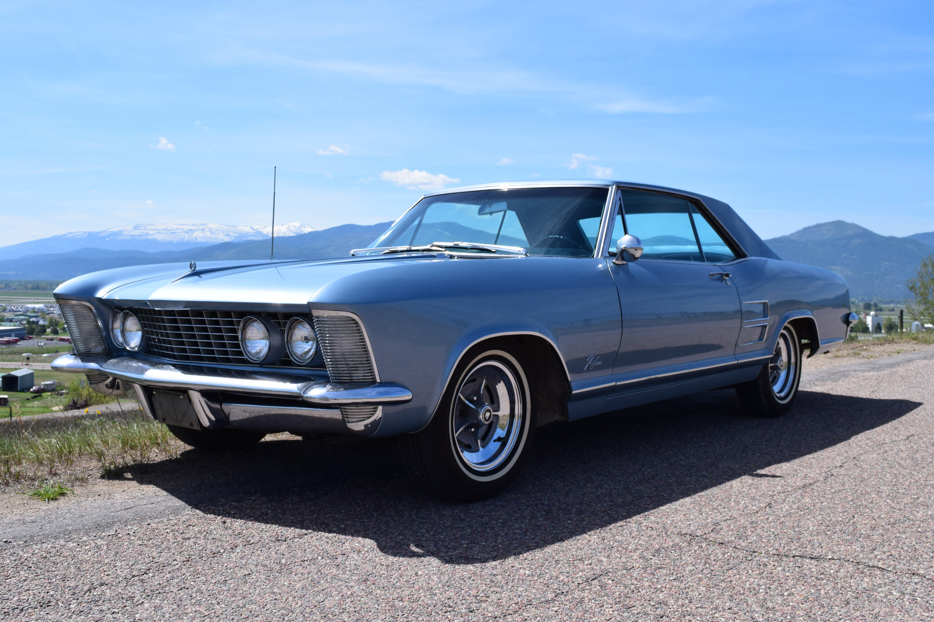 Buick-Riviera-1964-2025-05-25T15:37:33.480Z