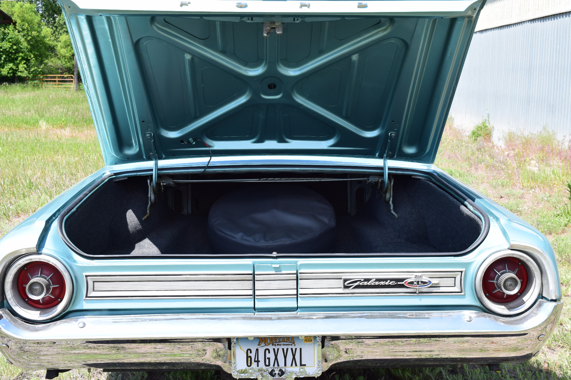 Vehicle image 20