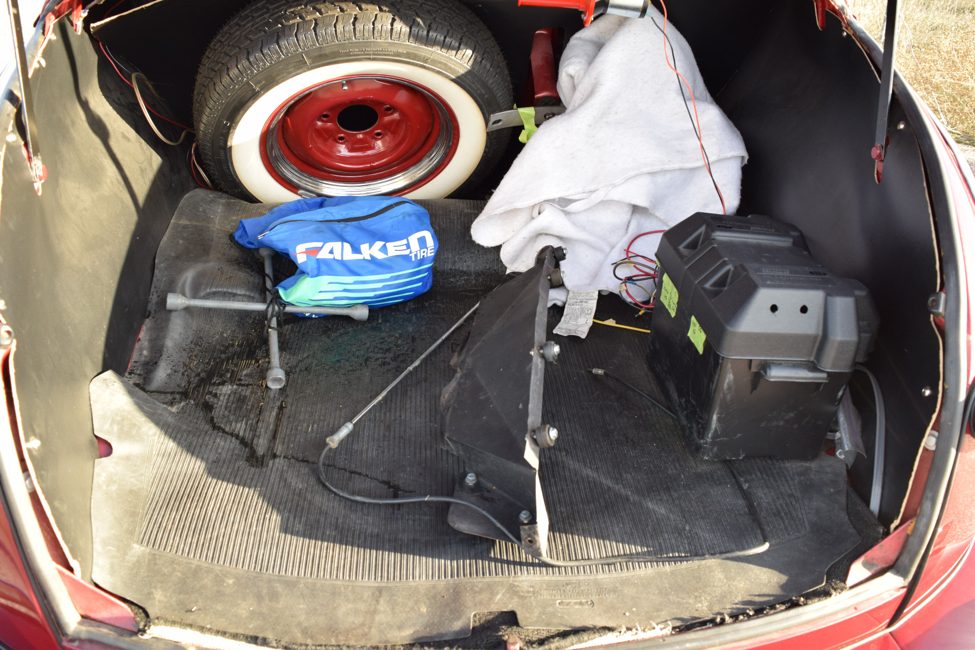 Vehicle image 9